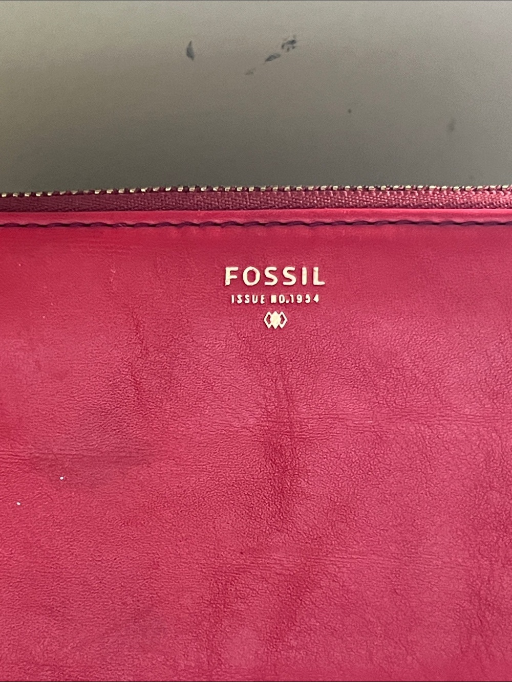 FOSSIL RED WRiSTLET. - Picture 4 of 13